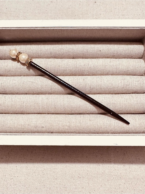 Vintage | Hair Stick | Pearl & Gold Accent Black Hair Stick
